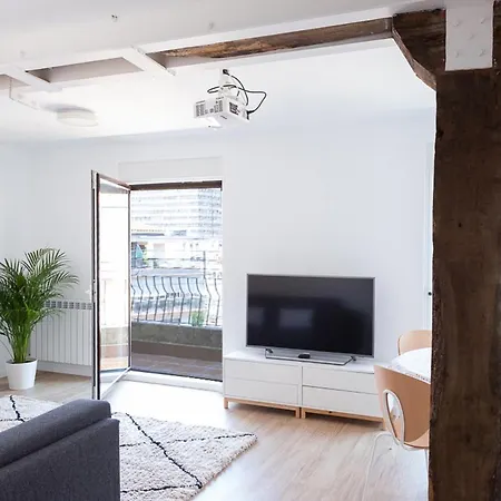 Apartment Next Center Bus & Train Station Free Wifi