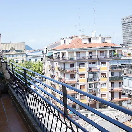 Next Center Bus & Train Station Free Wifi * San Sebastian