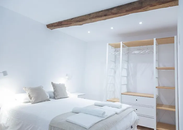 Apartment Next Center Bus & Train Station Free Wifi *